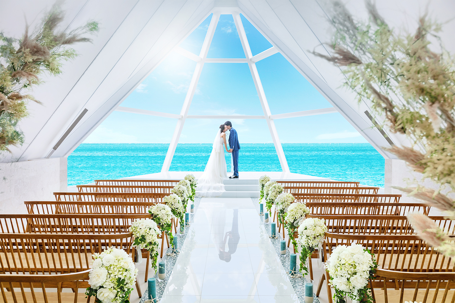 アートグレイス オーシャンフロント ガーデンチャペル沖縄の結婚式